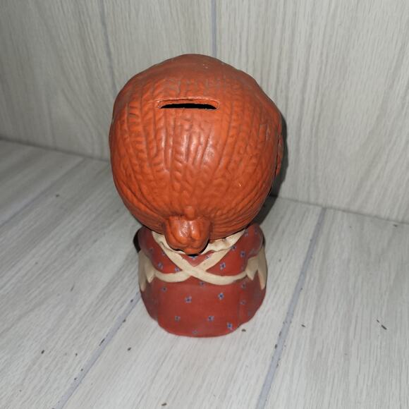 Vintage 1973 Ceramic Raggedy Ann Coin Bank Figurine Missing Plug - Picture 2 of 5